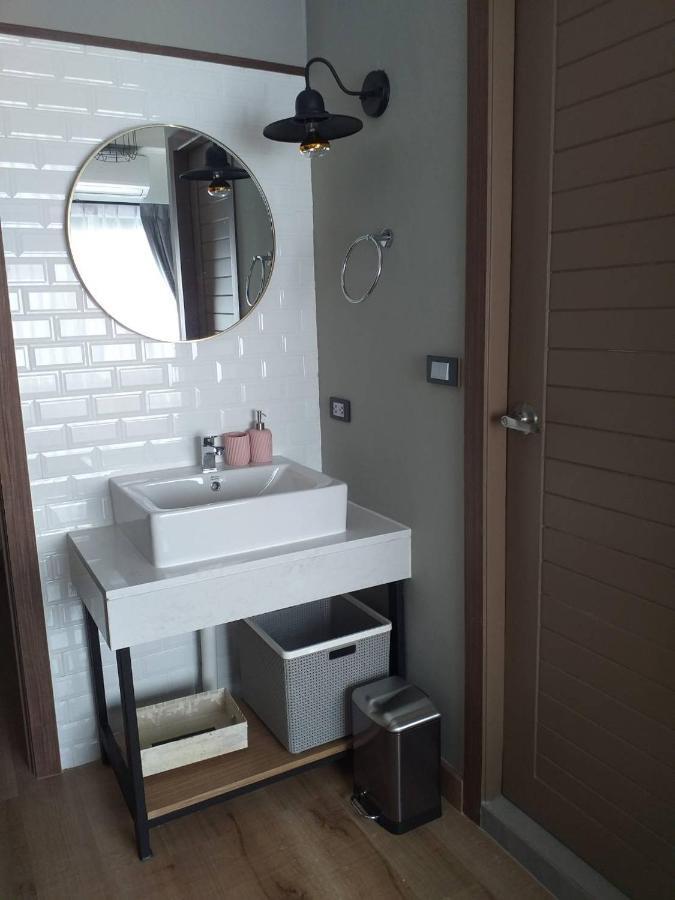Tree​ For​ Rest​ Poshtel Hostel Bangkok Bagian luar foto